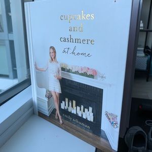 Cupcakes and Cashmere At Home book